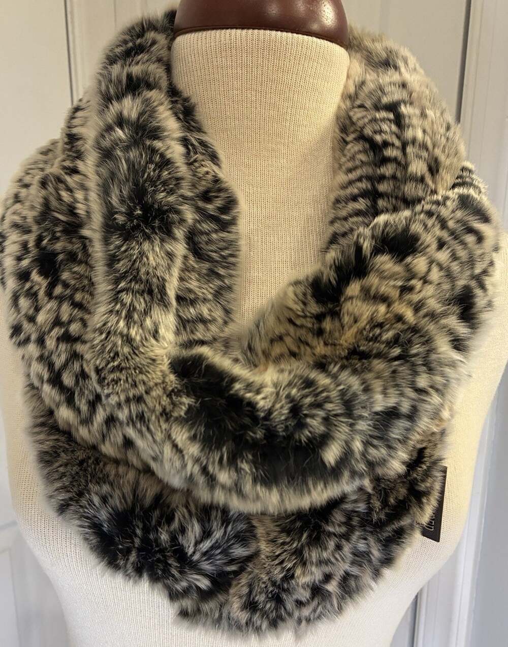 NWT Jacques Ferber Knitted Rex Rabbit Fur Infinity Loop Scarf Black Gray $279